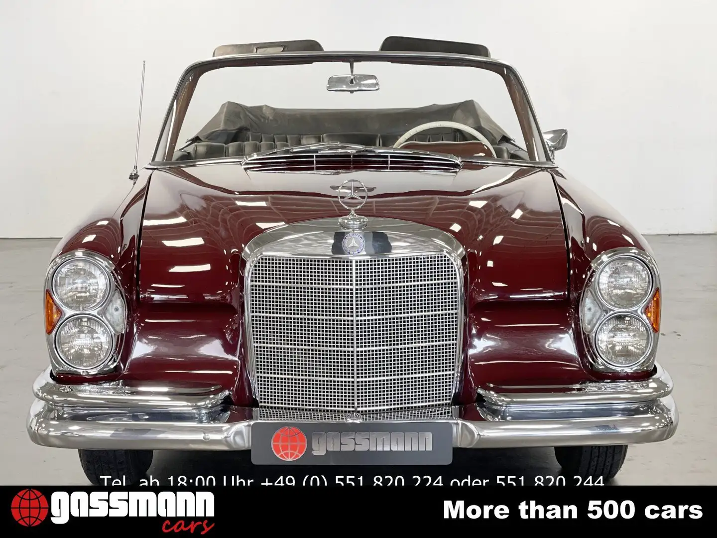 Mercedes-Benz 220 SE b W111 Cabrio Rot - 2