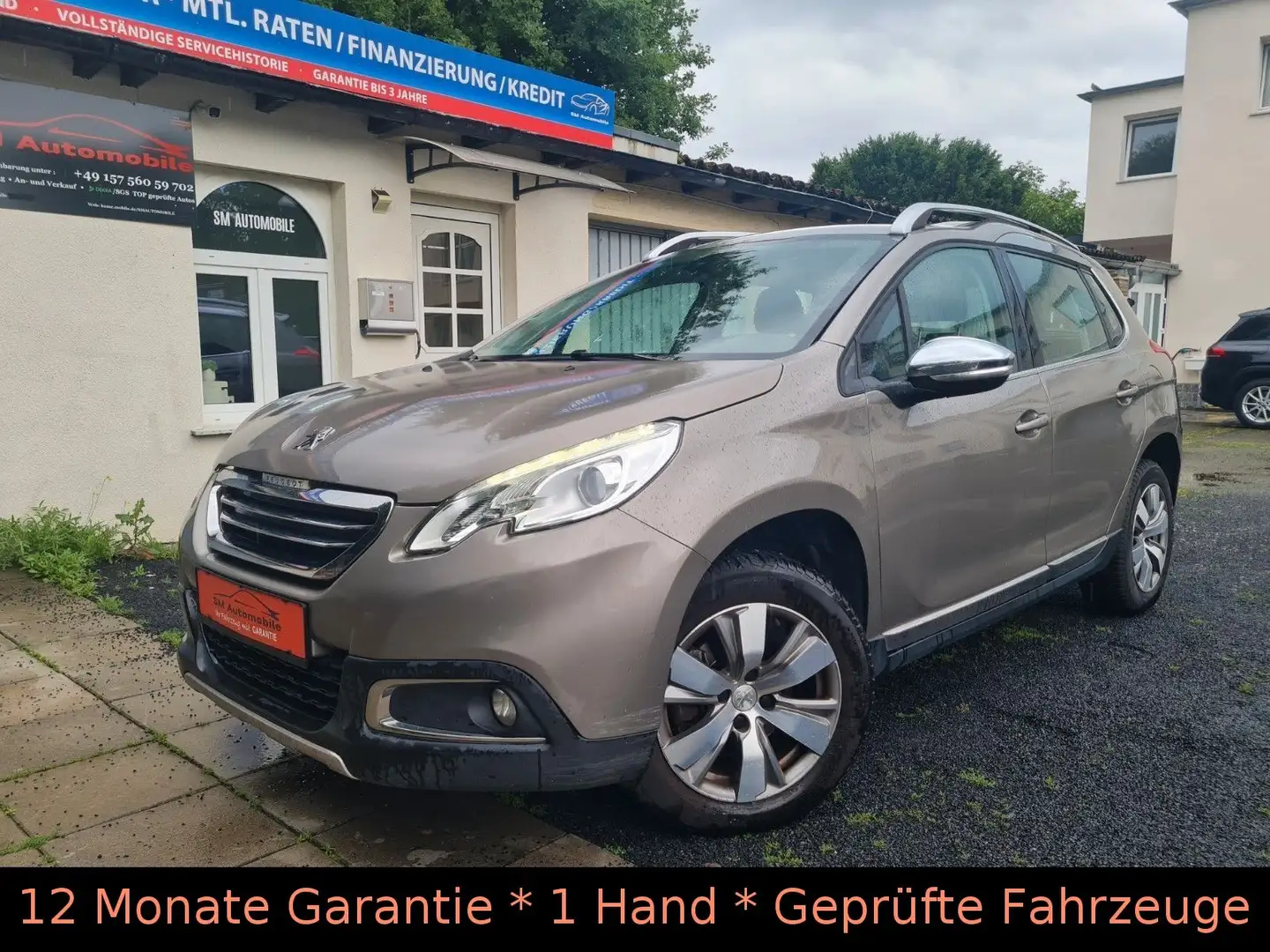 Peugeot 2008 Allure/LED/Leder/City-Paket/130 PS Grijs - 1