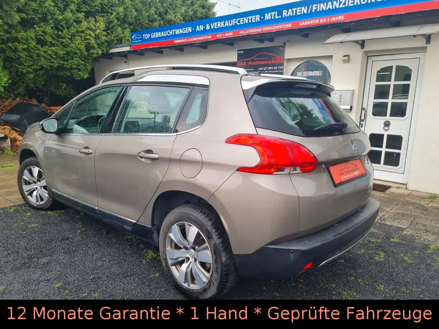 Peugeot 2008 Allure/LED/Leder/City-Paket/130 PS Grijs - 2