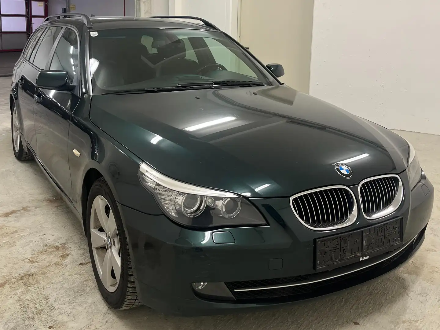 BMW 530 530d xDrive Grün - 1