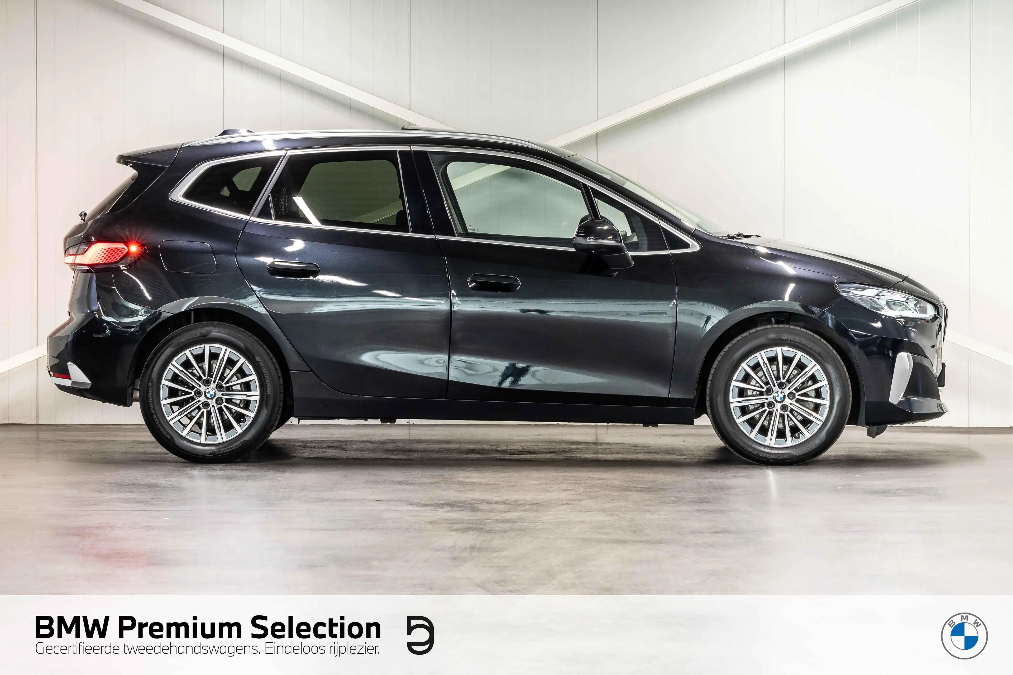BMW 216 216i Active Tourer Luxury Line | PANO | H&K | ADAP — photo 3