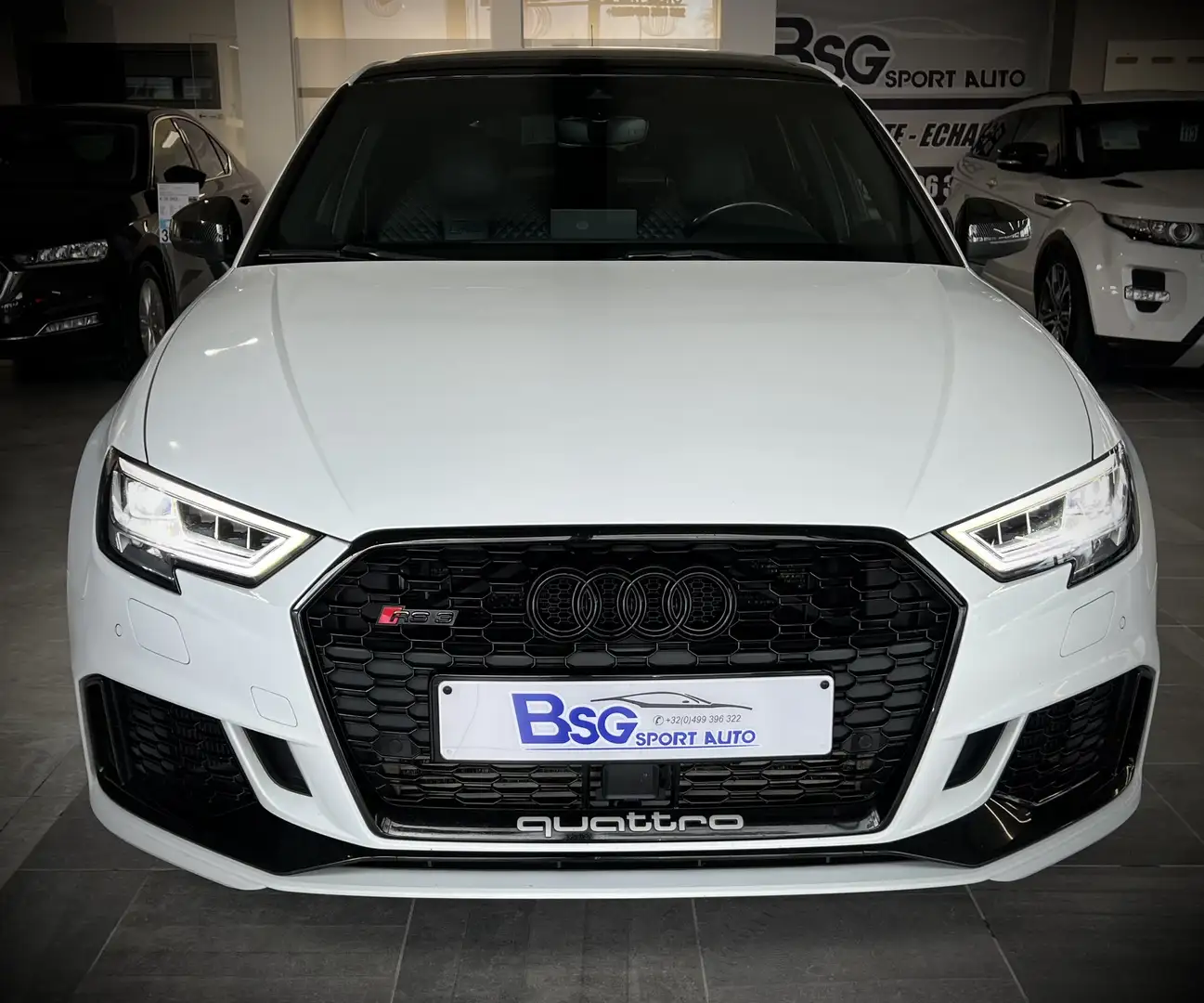 Audi RS3 Sportback 2.5 TFSI Quattro S tronic * TOIT PANO * Weiß - 2
