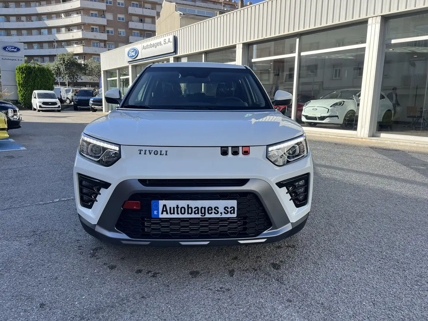 SsangYong Tivoli G15 Urban Plus LP 4x2 Weiß - 2