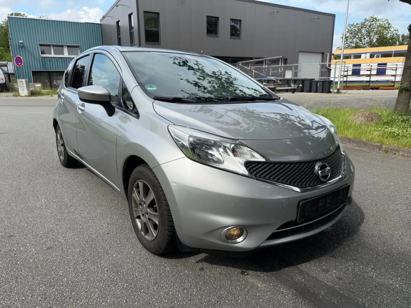 Nissan Note Acenta Silber - 2