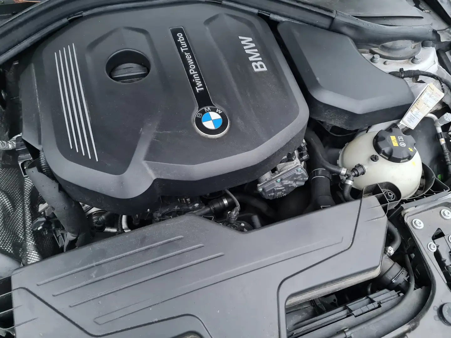 BMW 116 C.L. Executive Zilver - 2
