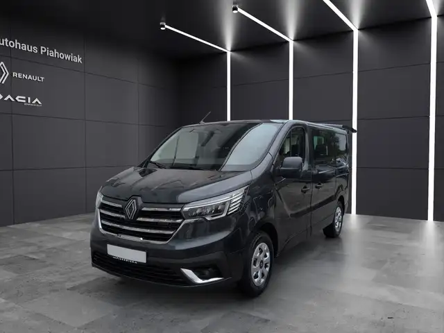 2026 Renault Trafic in Grey for sale