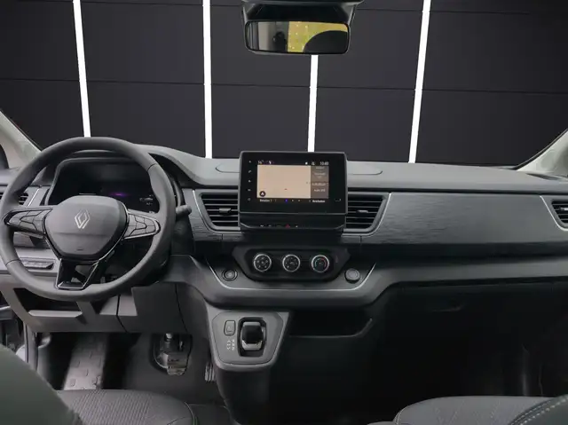 Renault Trafic view 11