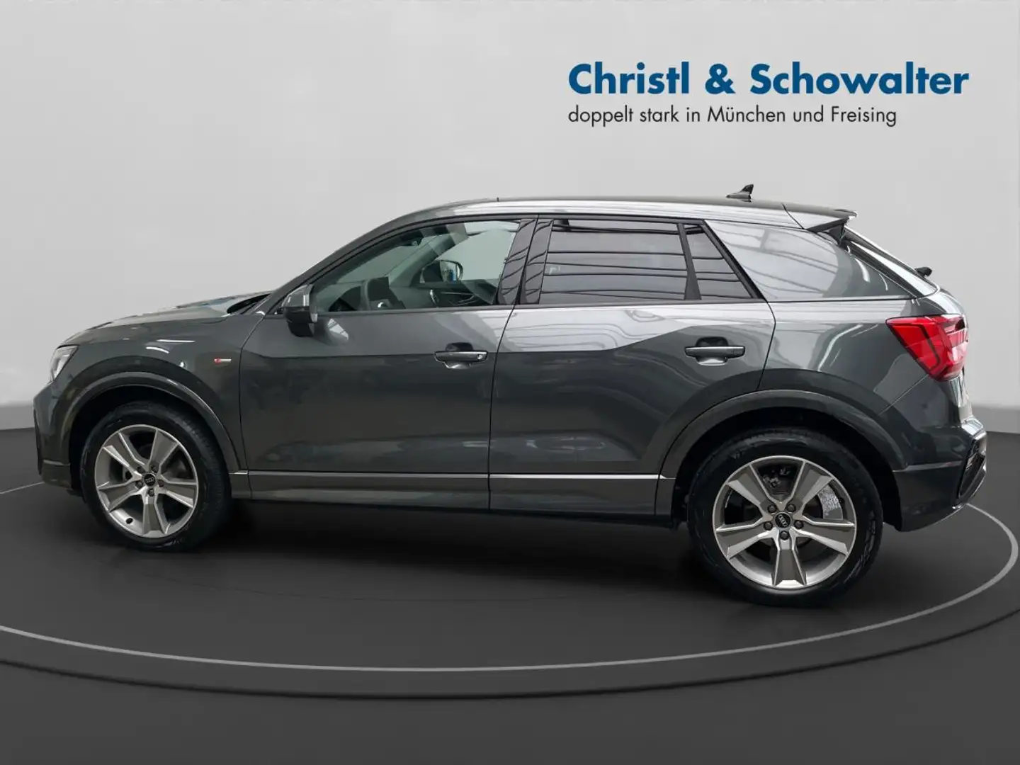 Audi Q2 30TDI S tronic - S line Grau - 2