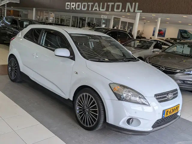 Kia ProCeed / pro_cee'd 1.4 CVVT Airco, Trekhaak, Stuurbekrachtiging