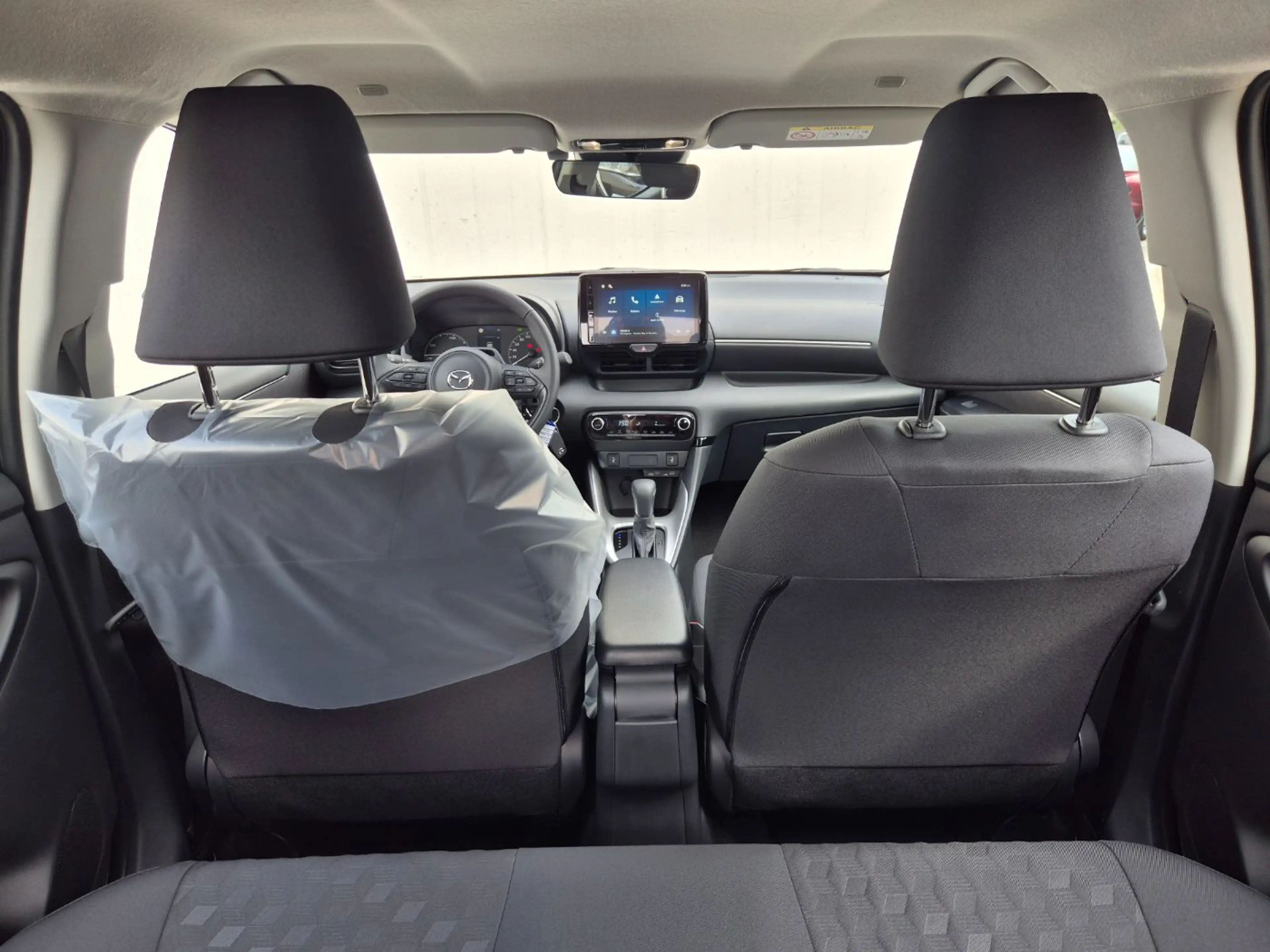 Mazda 2 Hybrid 1.5L 116PS AT WD Centre - Line AUT — photo 10
