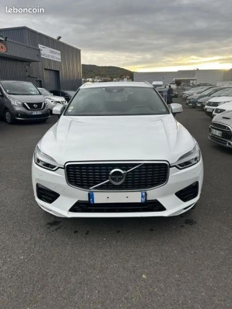 Volvo XC60 D4 ADBLUE AWD 190CH R-DESIGN GEARTRONIC Wit - 2