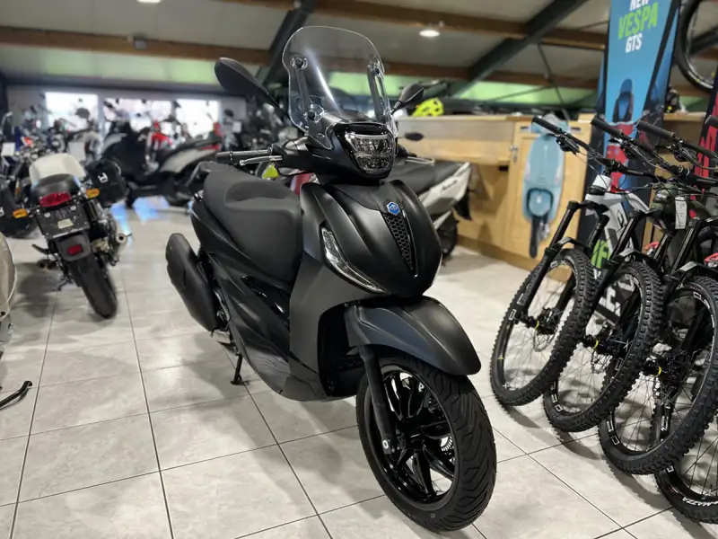 Piaggio Beverly 400 - foto 6