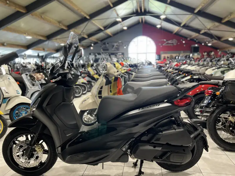 Piaggio Beverly 400 - foto 4