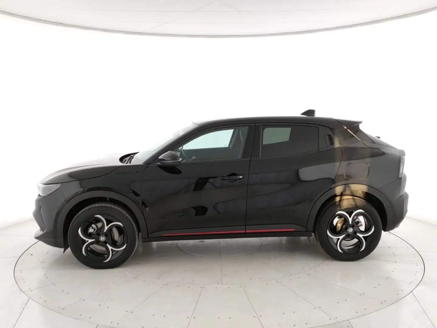 Alfa Romeo Junior 1.2 ibrida Speciale 136cv edct6 Schwarz - 2