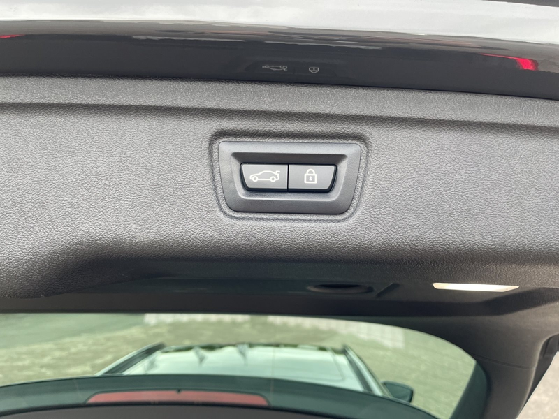 BMW 320 d A,M Sportpaket,AHK,Panoramadach,etc. — photo 15