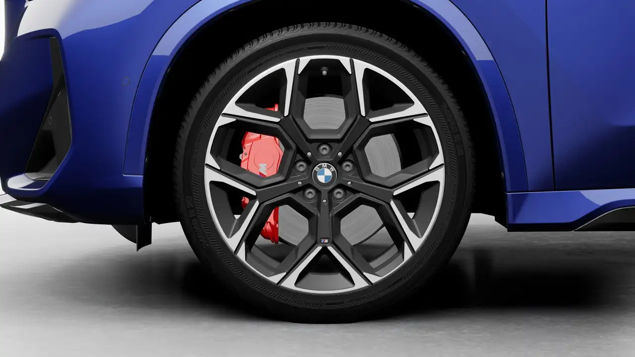 BMW X1 снимка BMW X1