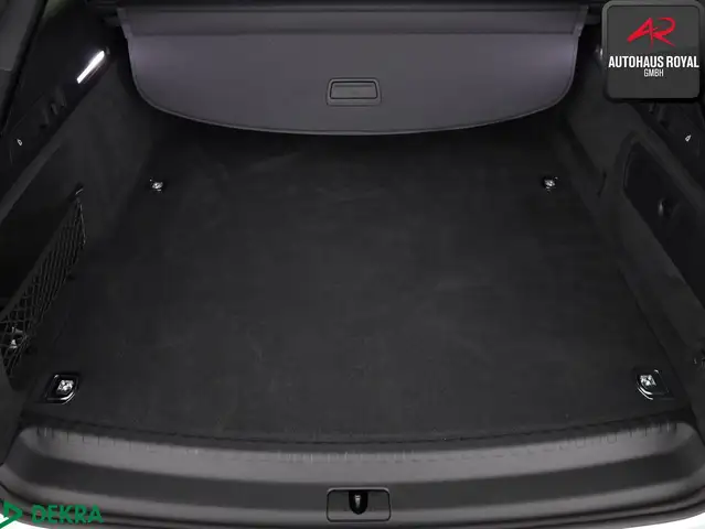 Audi A6 view 13