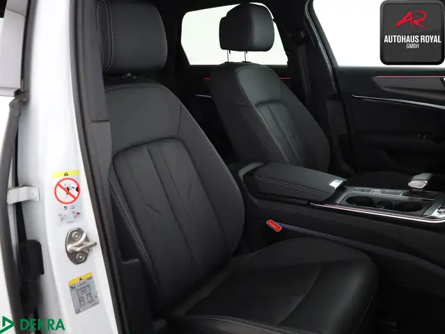 Audi A6 view 11