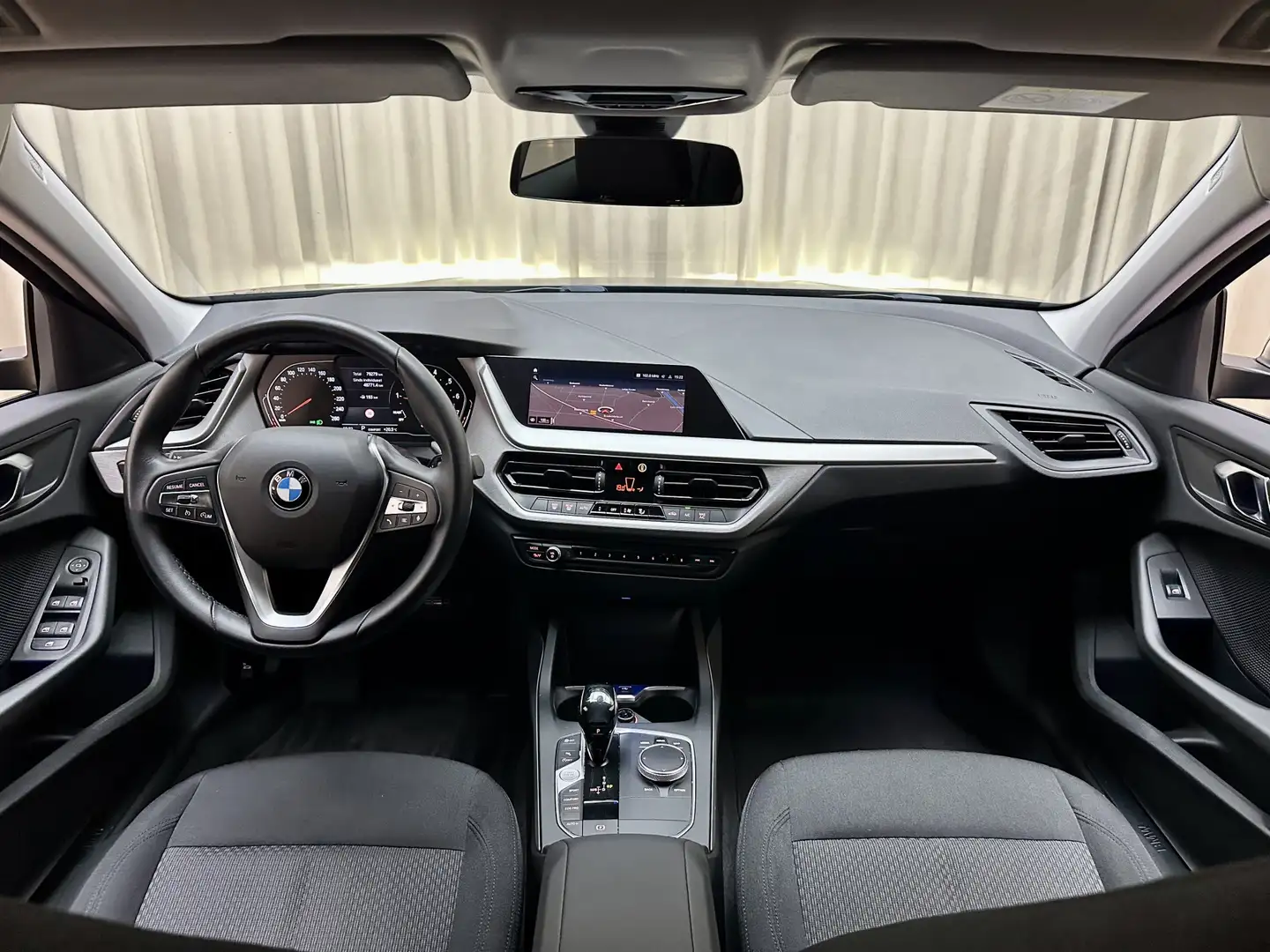 BMW 116 1-serie 116i Automaat /  17" ALU LMV / Navigatie / Nero - 2
