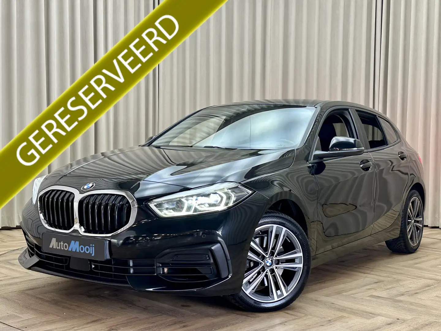 BMW 116 1-serie 116i Automaat /  17" ALU LMV / Navigatie / Nero - 1