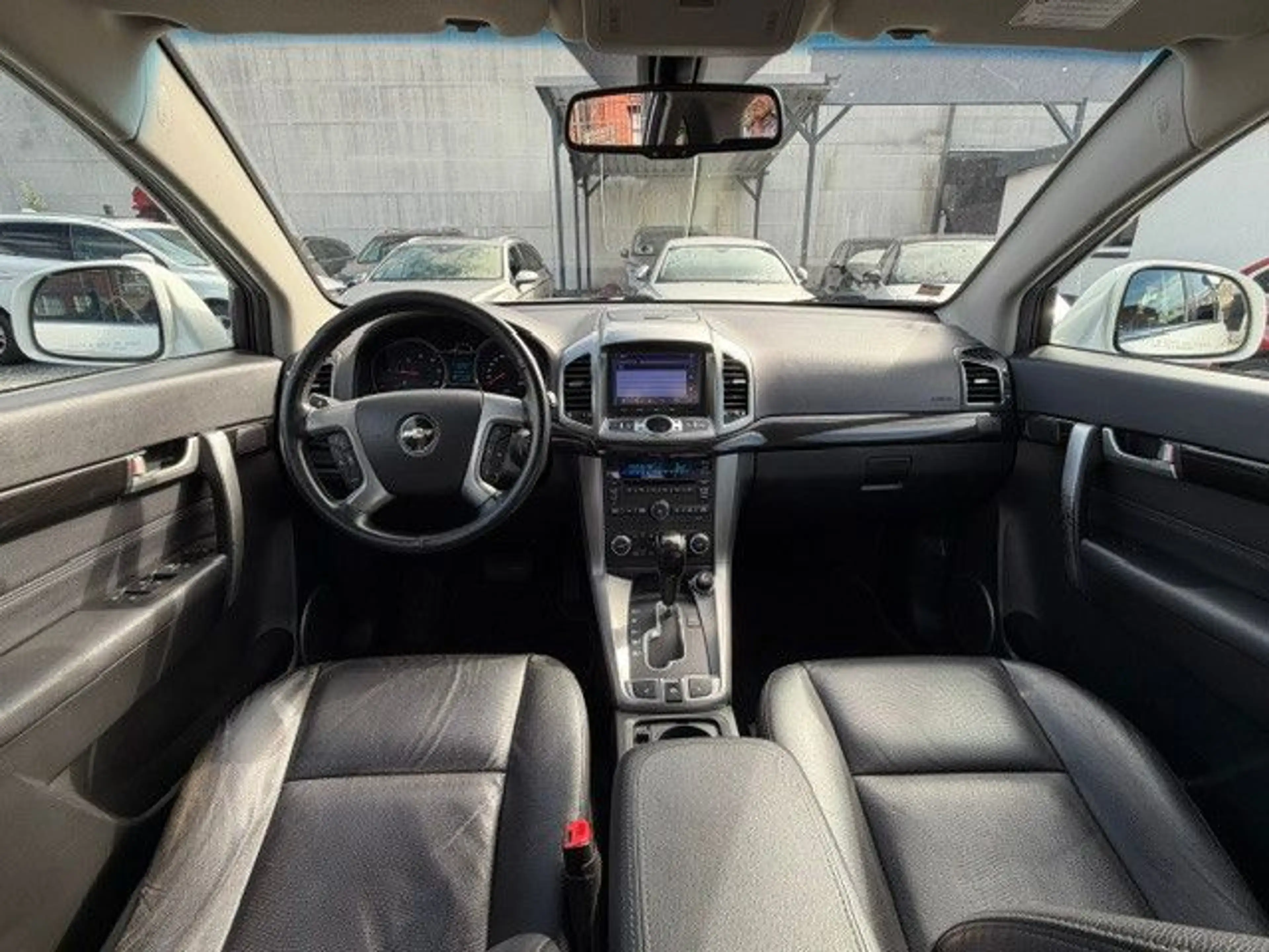 Chevrolet Captiva 2.2 D LTZ 4WD 1 Hand — photo 10