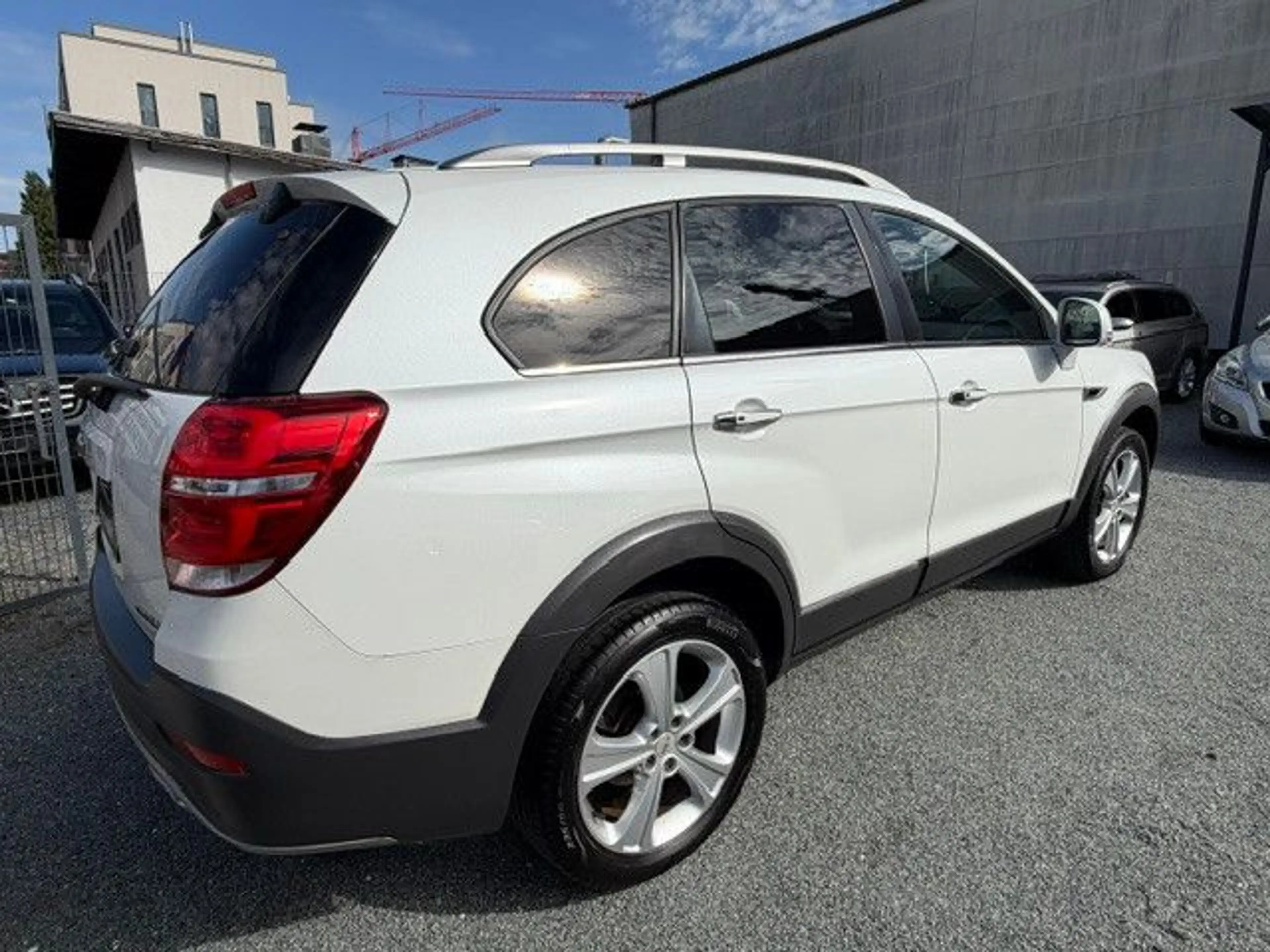 Chevrolet Captiva 2.2 D LTZ 4WD 1 Hand — photo 4