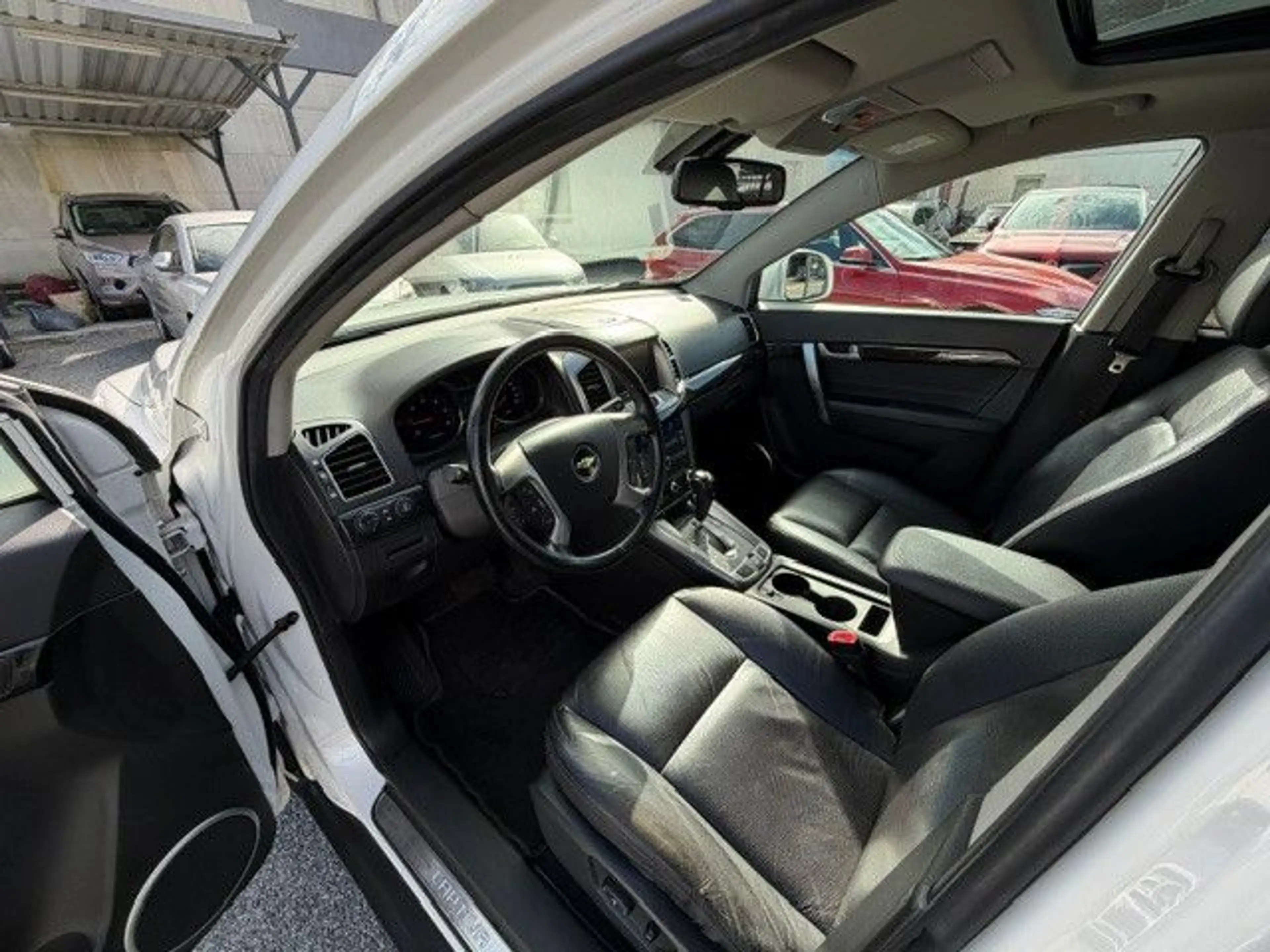 Chevrolet Captiva 2.2 D LTZ 4WD 1 Hand — photo 8