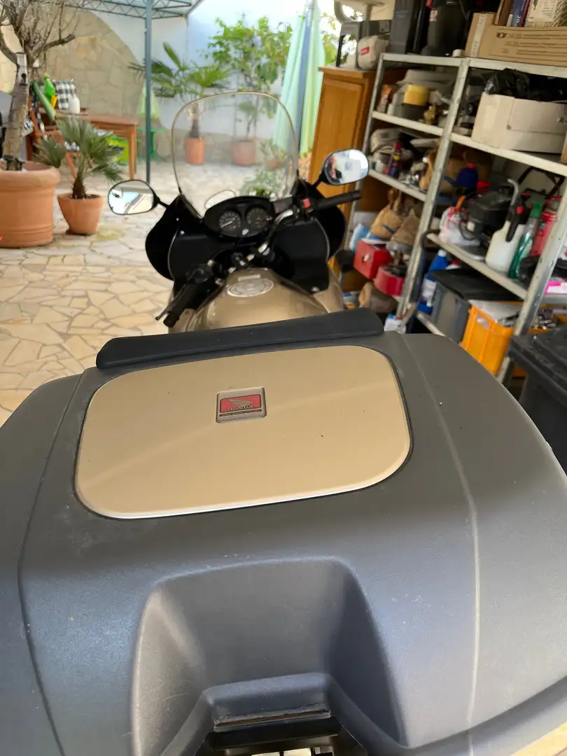 Honda Deauville NT 650 V Silber - 2