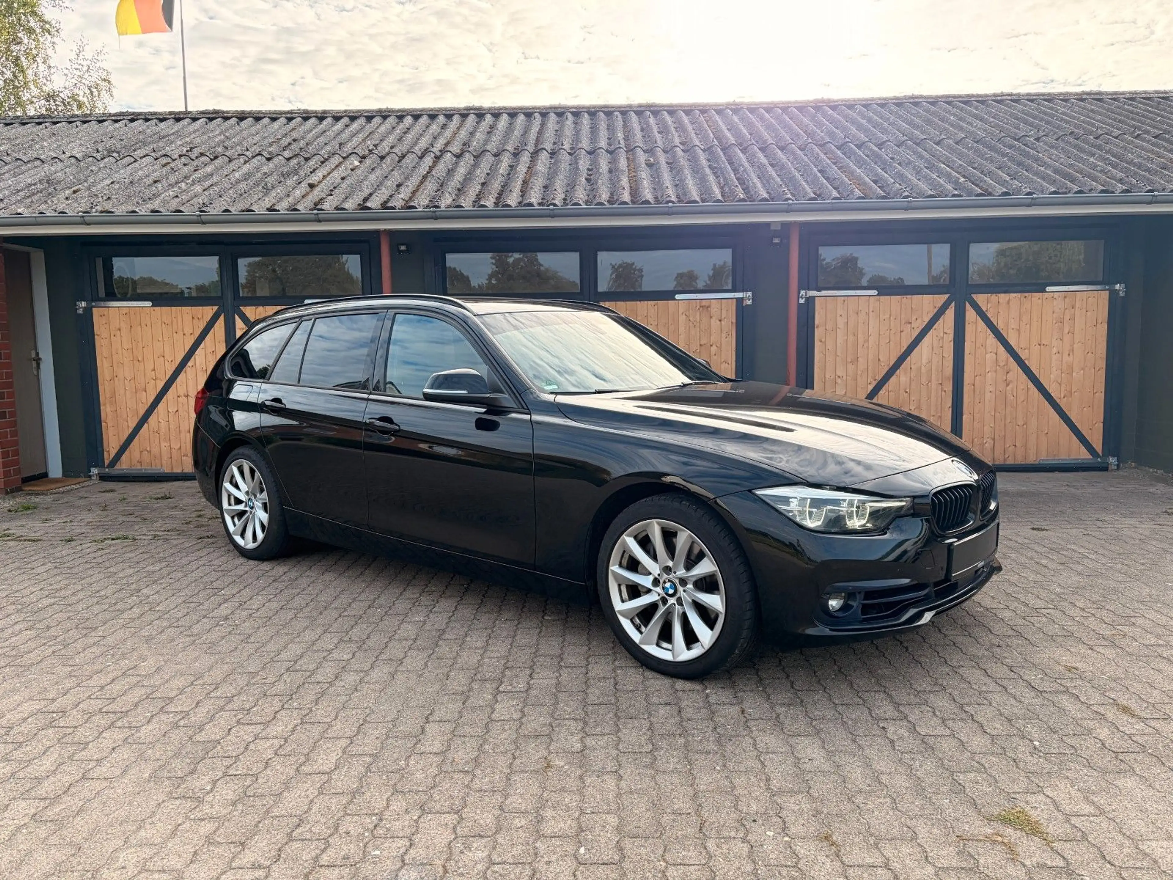 BMW 335 xd Touring Sport Line/PANO/HUD/Virtual Tacho — photo 7