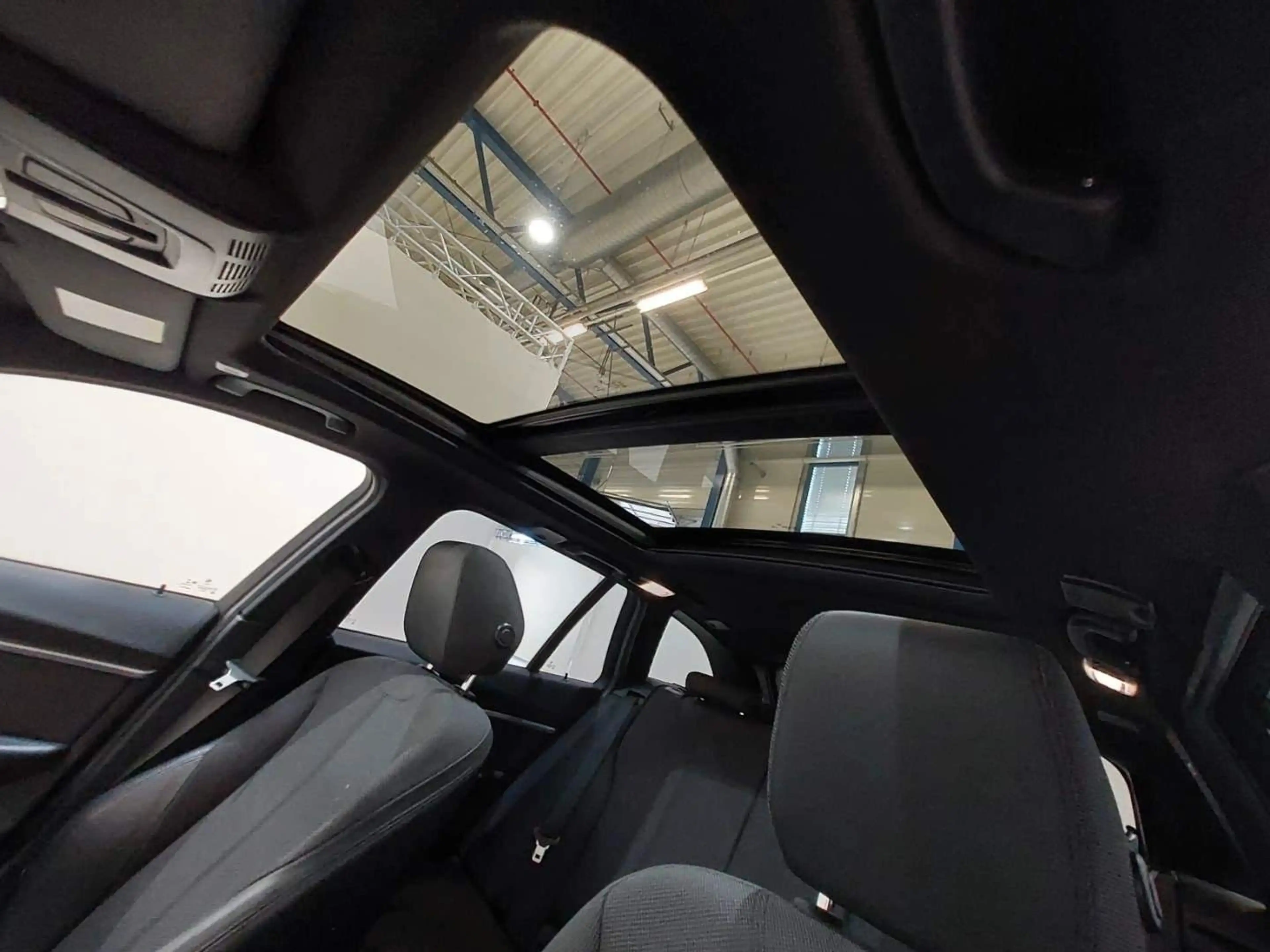 BMW 335 xd Touring Sport Line/PANO/HUD/Virtual Tacho — photo 12