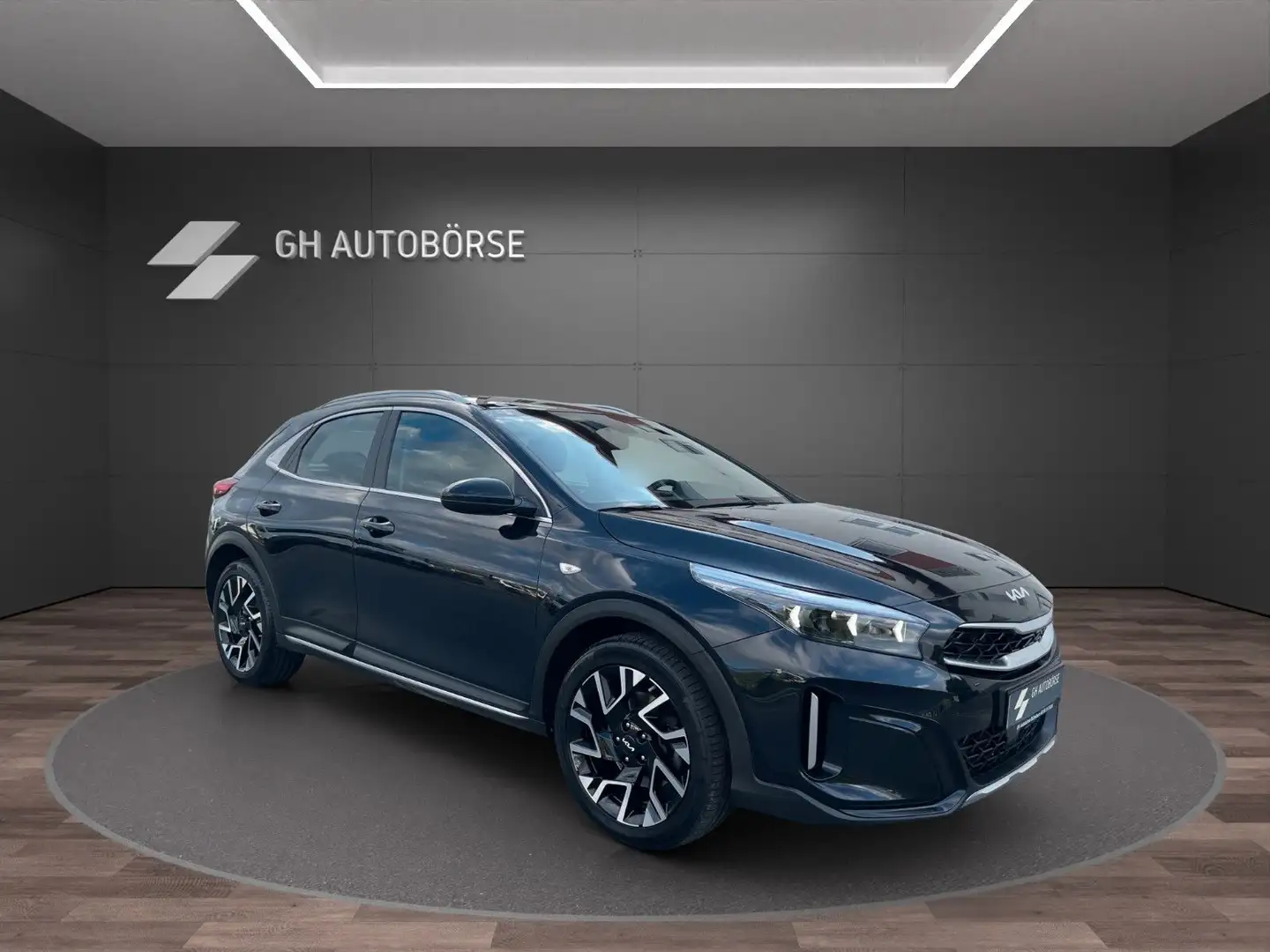 Kia XCeed Vision DCT|R-KAM|NAV|LED|SPUR-Assist|ALU Schwarz - 2