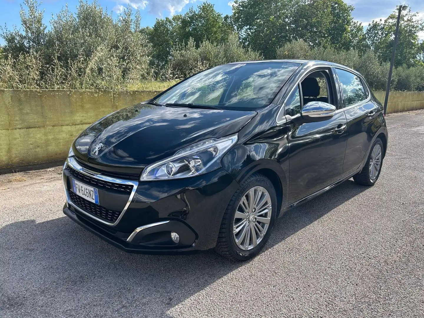 Peugeot 208 208 5p 1.2 puretech Active s Nero - 1