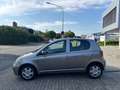 Toyota Yaris 1.0 Sol TÜV NEU KLIMA ELEKTRISCHE FENSTER Gris - thumbnail 3