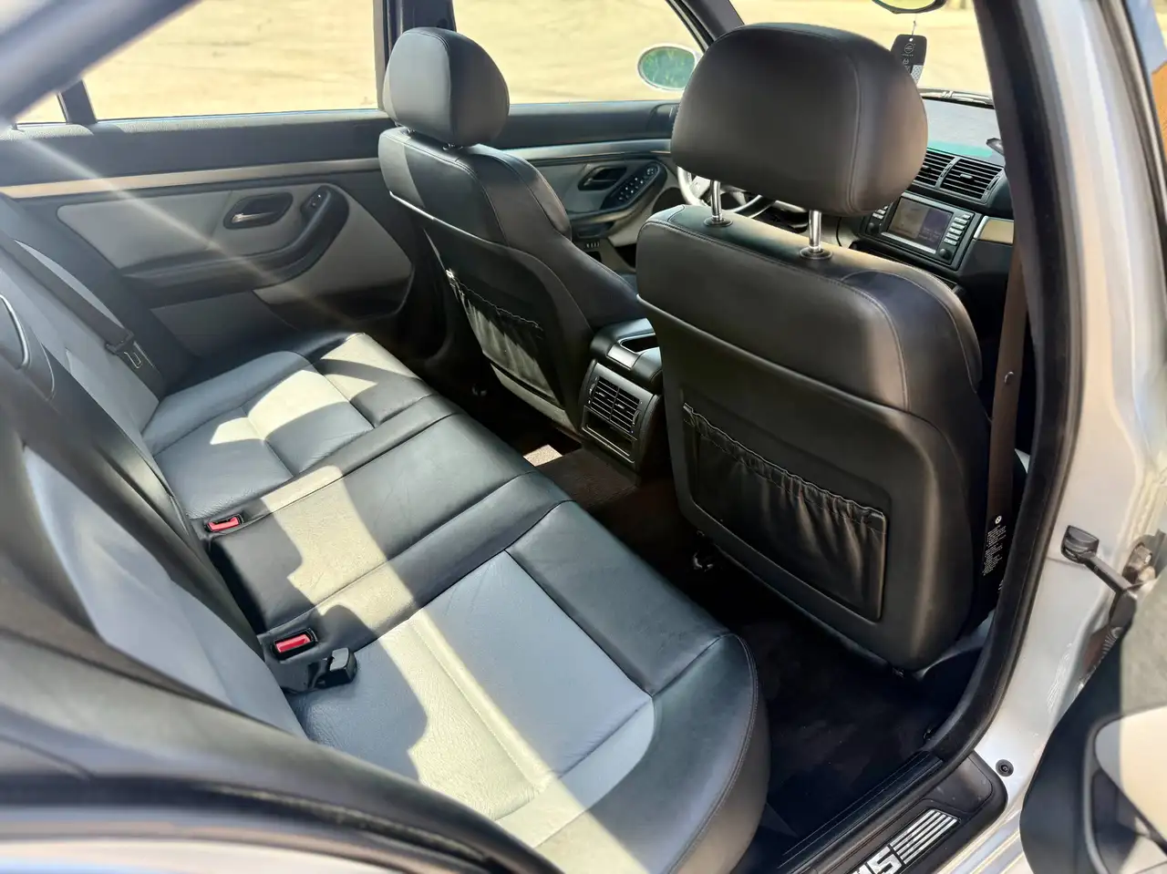 BMW 5 Series fotografie BMW 5 Series