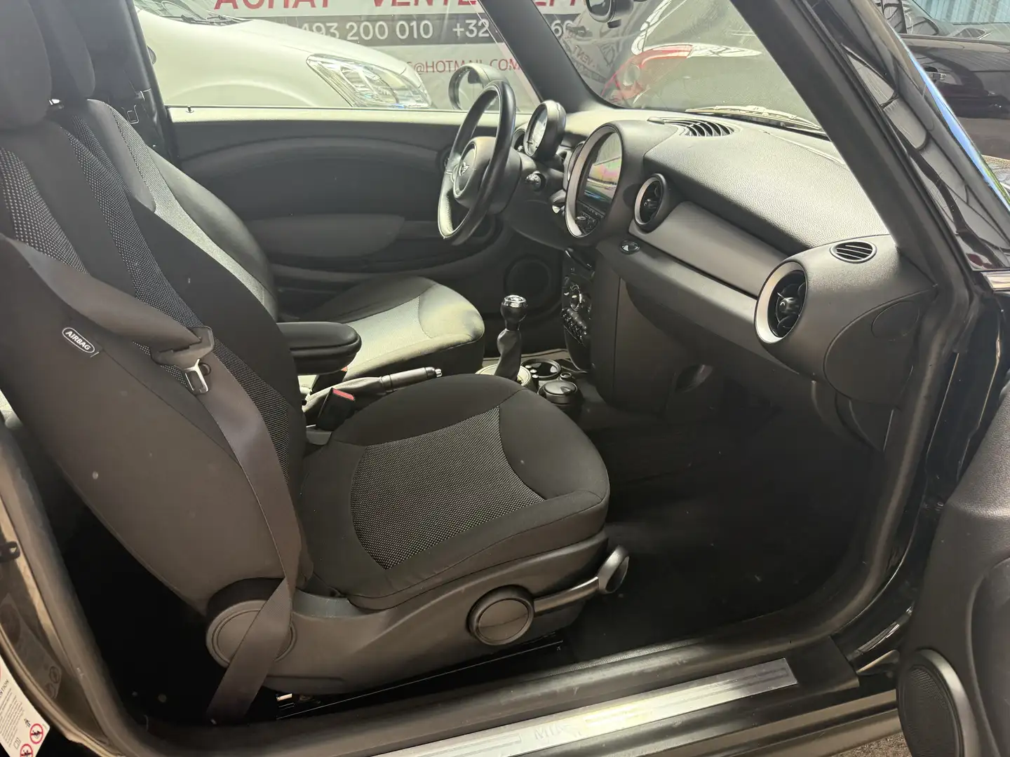 MINI Cooper D 1.6 //12Mois Garanti Noir - 1