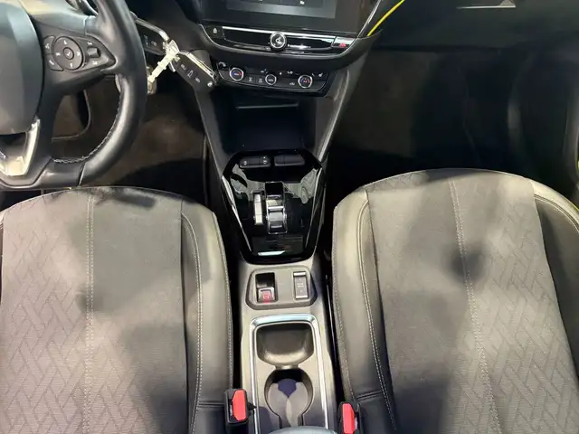 Opel Corsa view 12