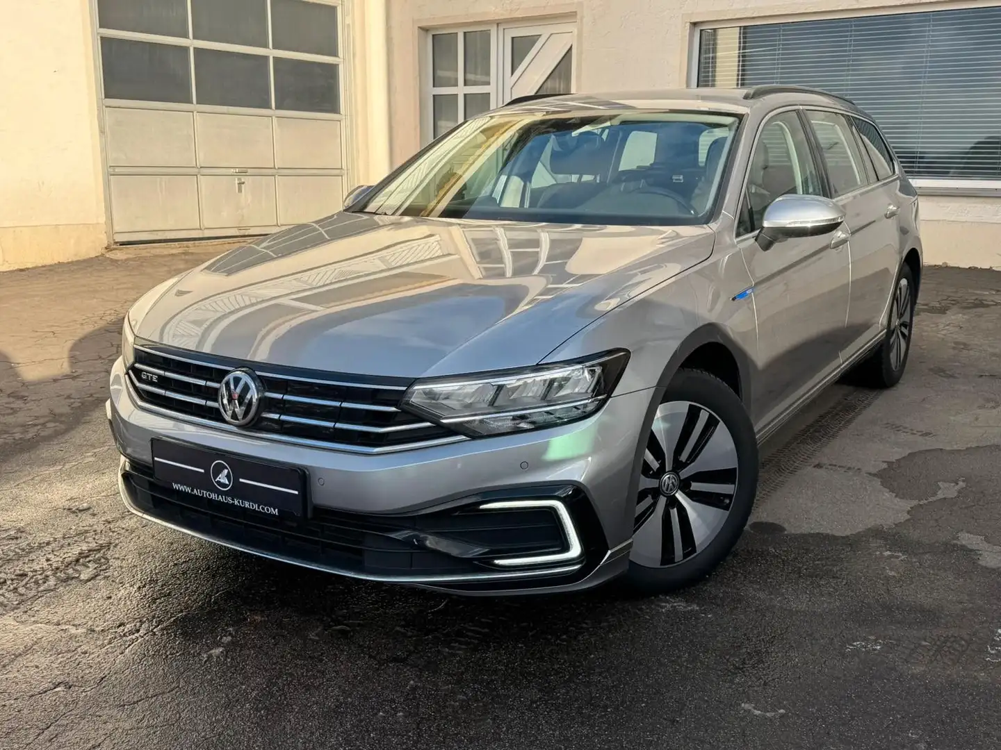Volkswagen Passat Variant GTE DSG ACC VIRTUAL LED CARPLAY Silber - 1