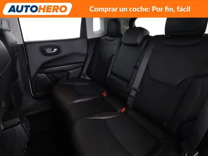 Jeep Compass 2020, foto 15