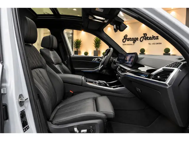 BMW X5 view 5