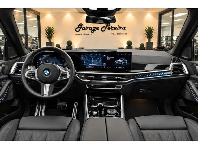 BMW X5 view 4