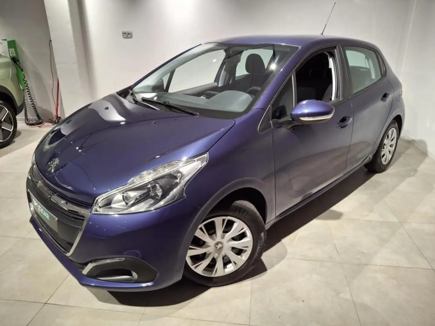 Peugeot 208 Active Bleu - 1