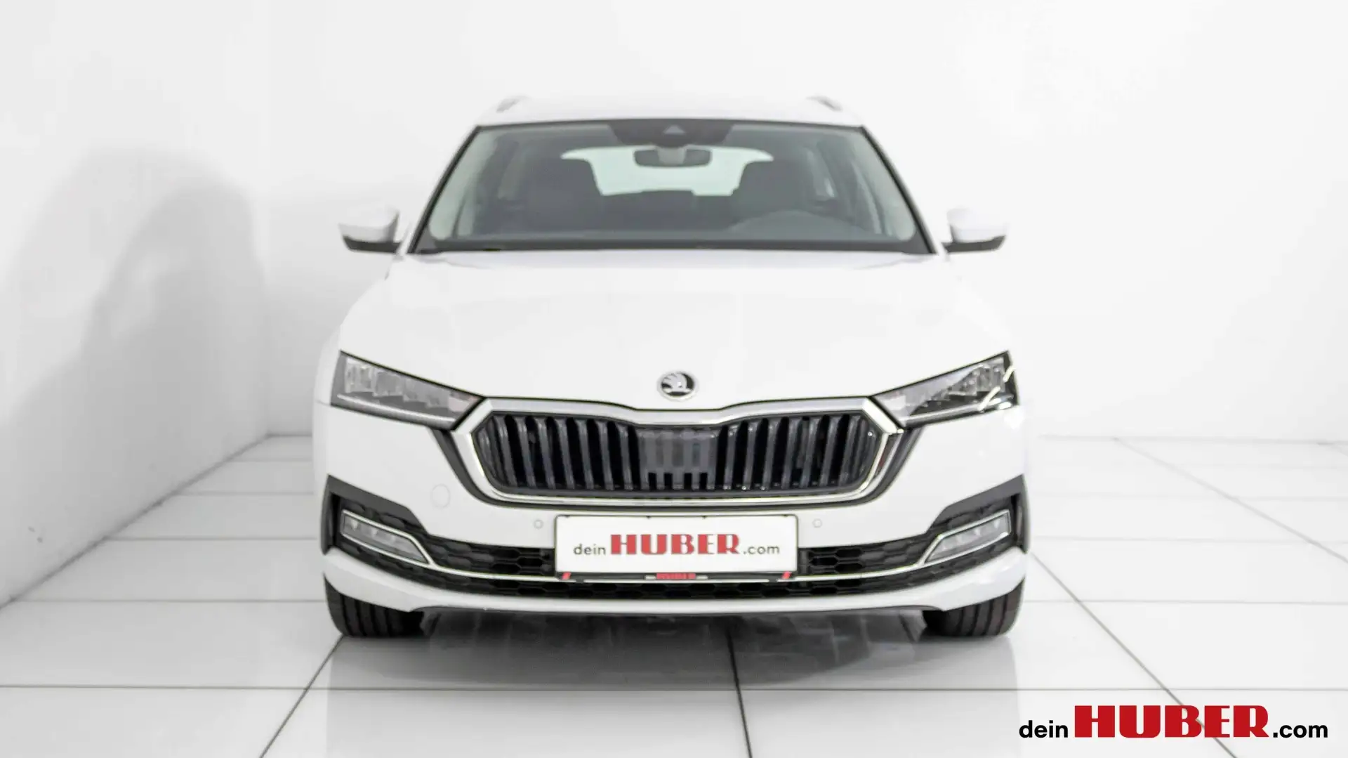 Skoda Octavia Skoda Octavia Combi 2,0 TDI Style Weiß - 2