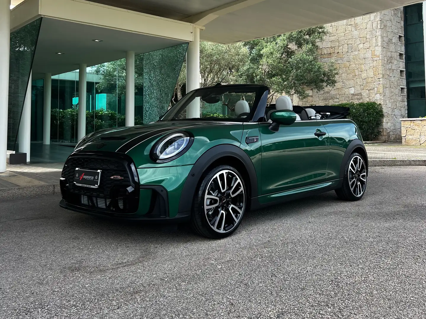 MINI Cooper S Cabrio Mini IV Cabrio F57 2021 2.0 JCW auto Verde - 1