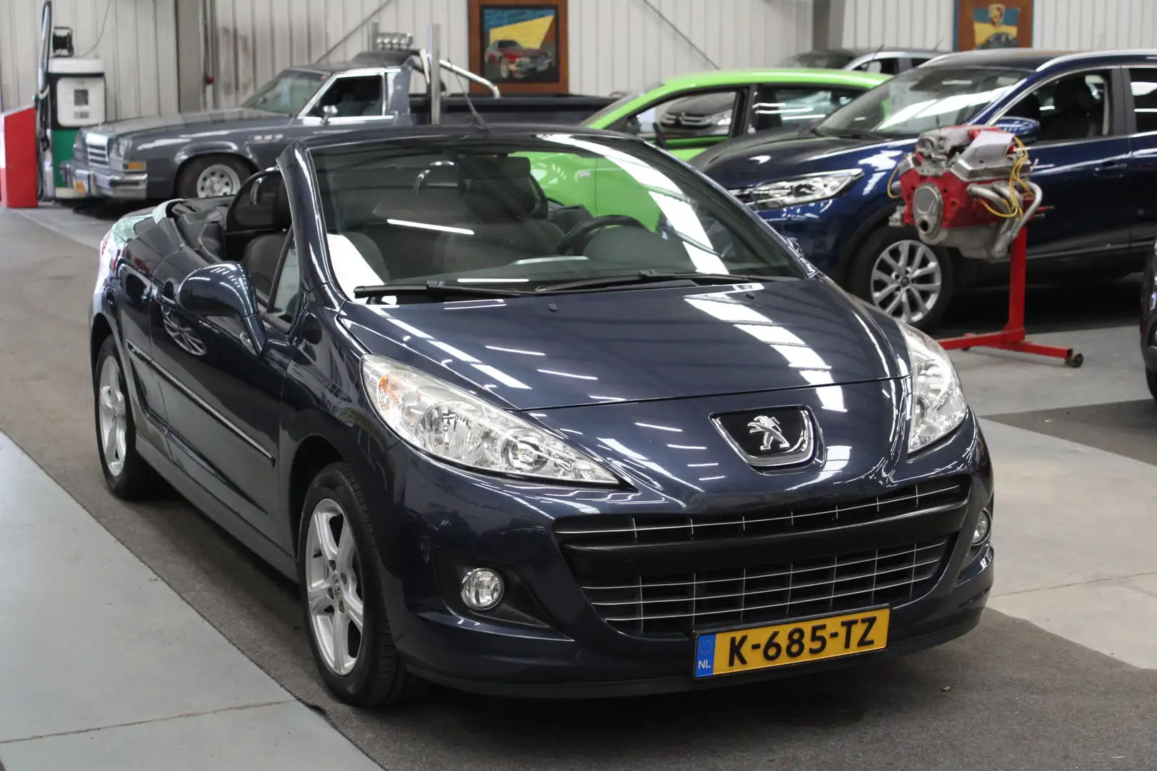 Peugeot 207 CC 1.6 VTi Airco, Isofix, Stuurbekrachtiging Blauw - 2