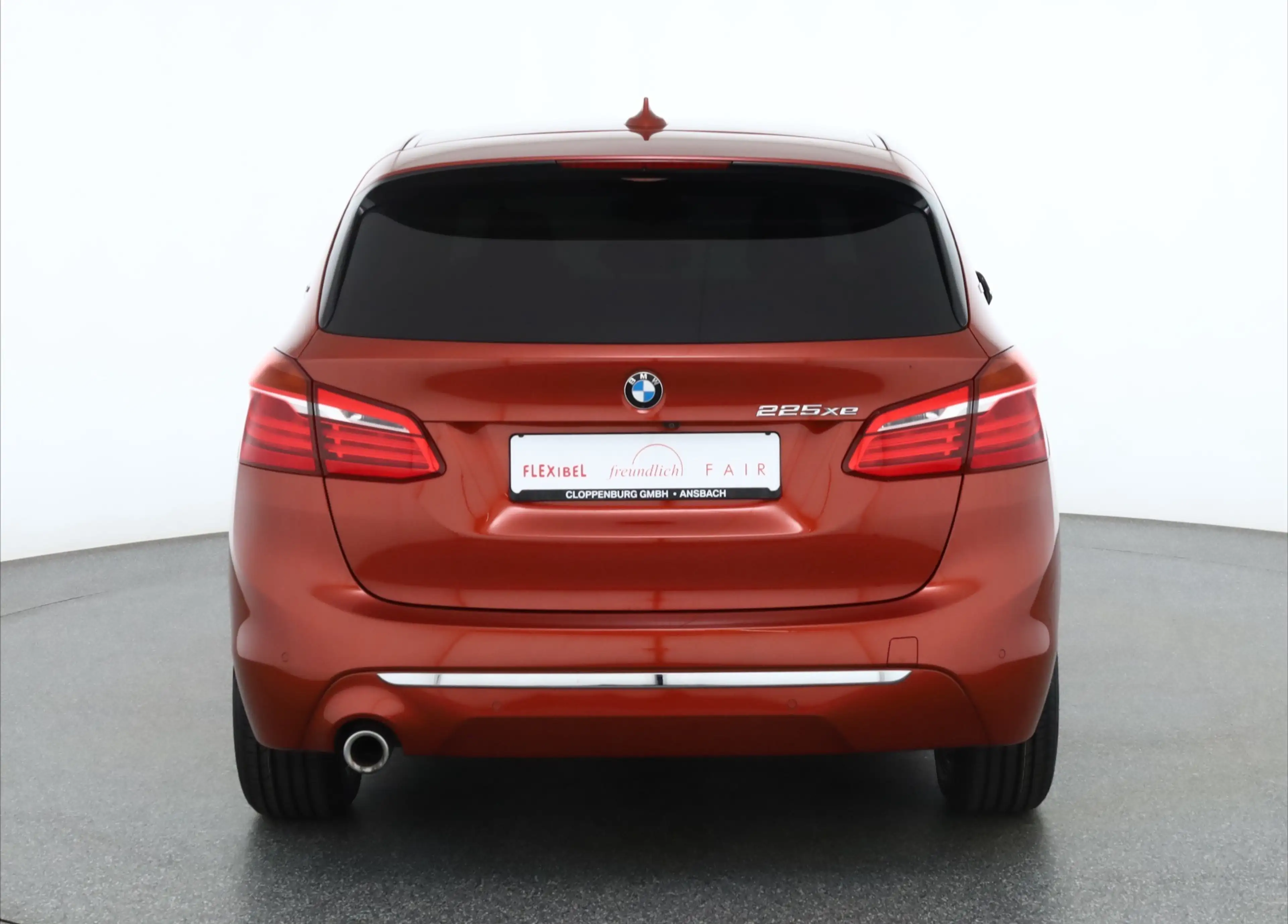 BMW 225 xe iPerformance Luxury Line LED Navi Head-Up — photo 4