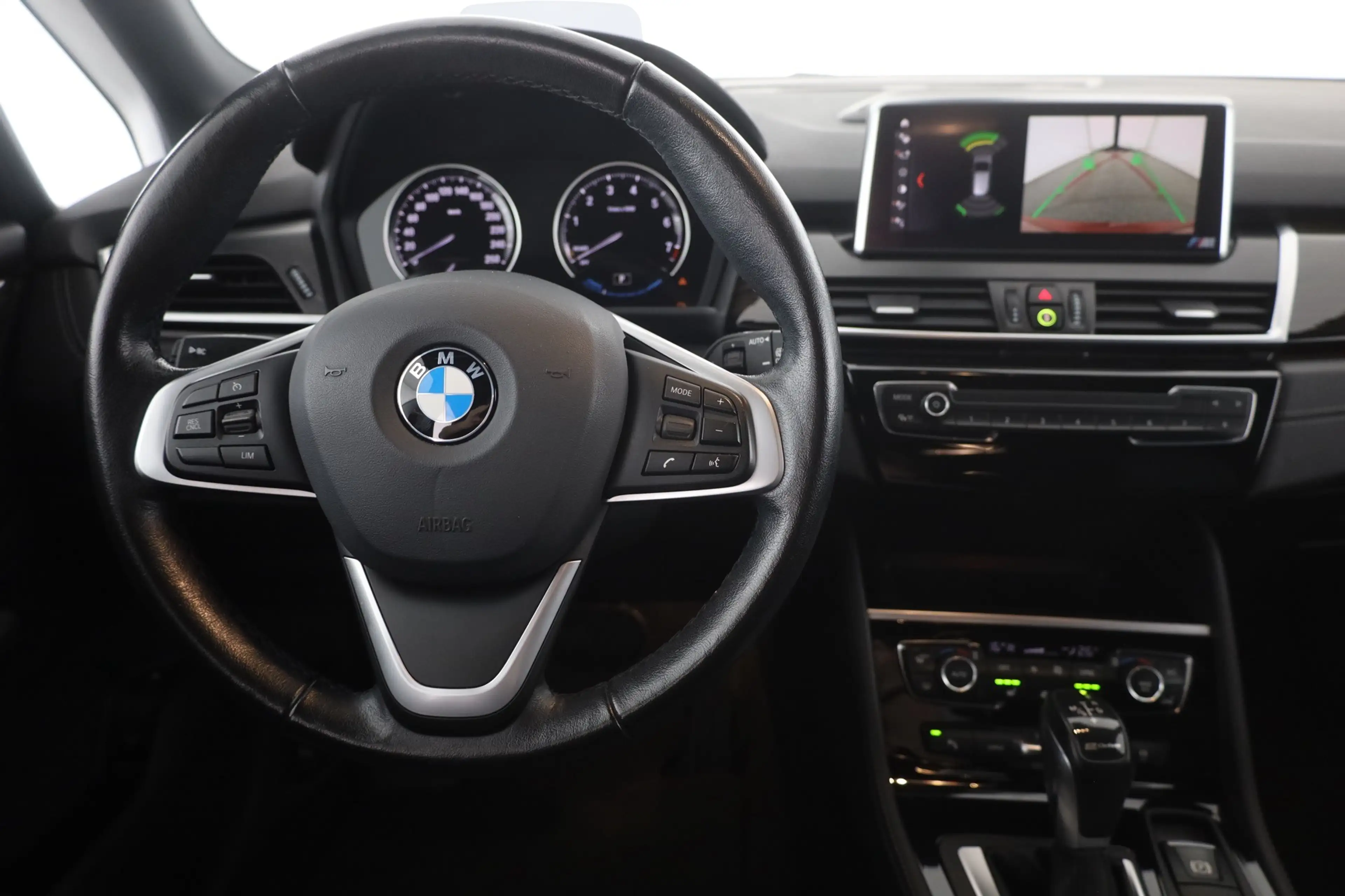 BMW 225 xe iPerformance Luxury Line LED Navi Head-Up — photo 10