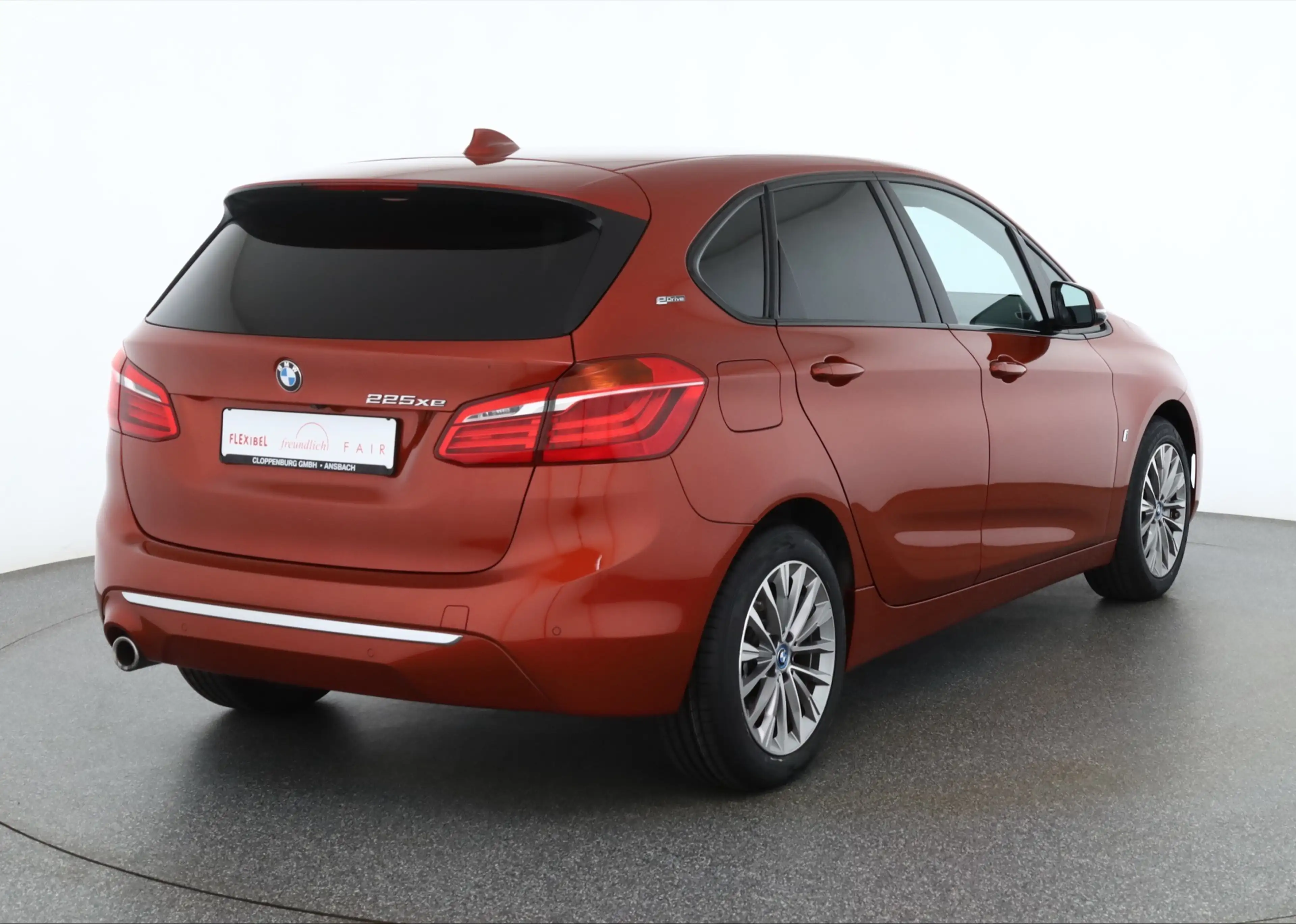 BMW 225 xe iPerformance Luxury Line LED Navi Head-Up — photo 5