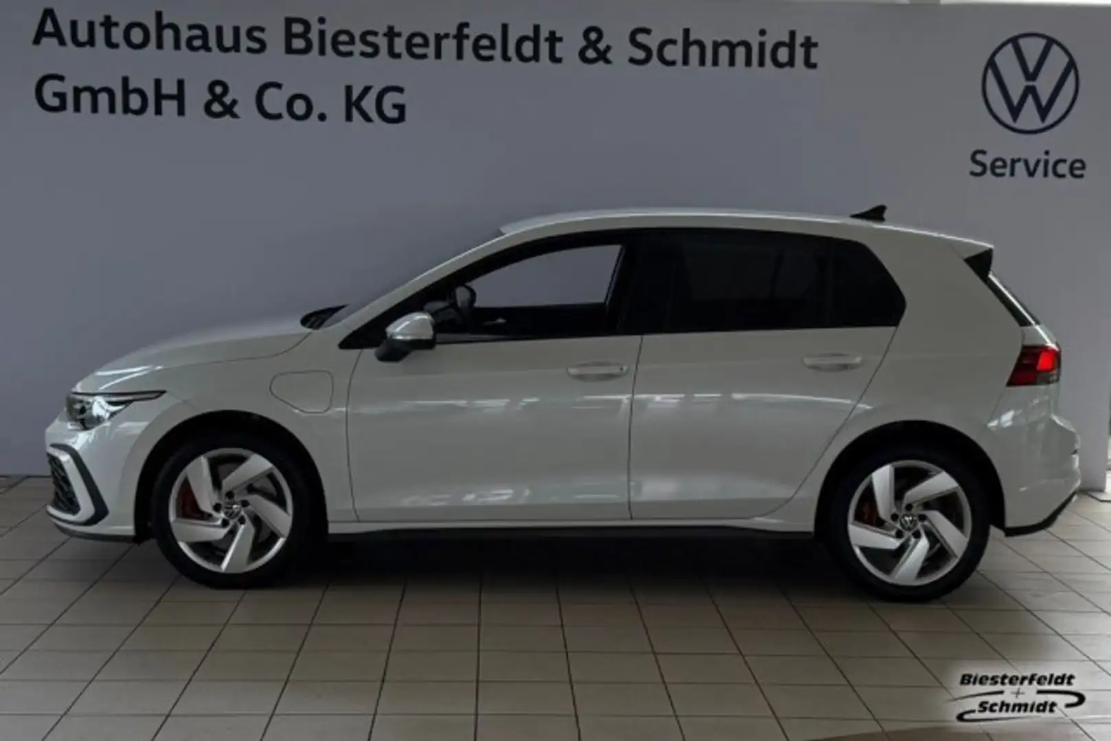 Volkswagen Golf VIII 1.4TSI GTE LED NAVI AHK RFK ACC SHZ Klima Wit - 1