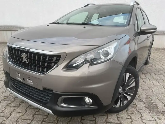 Peugeot 2008 ALLURE AB 149€|1.HD|APPLE|KAMERA|AHK|