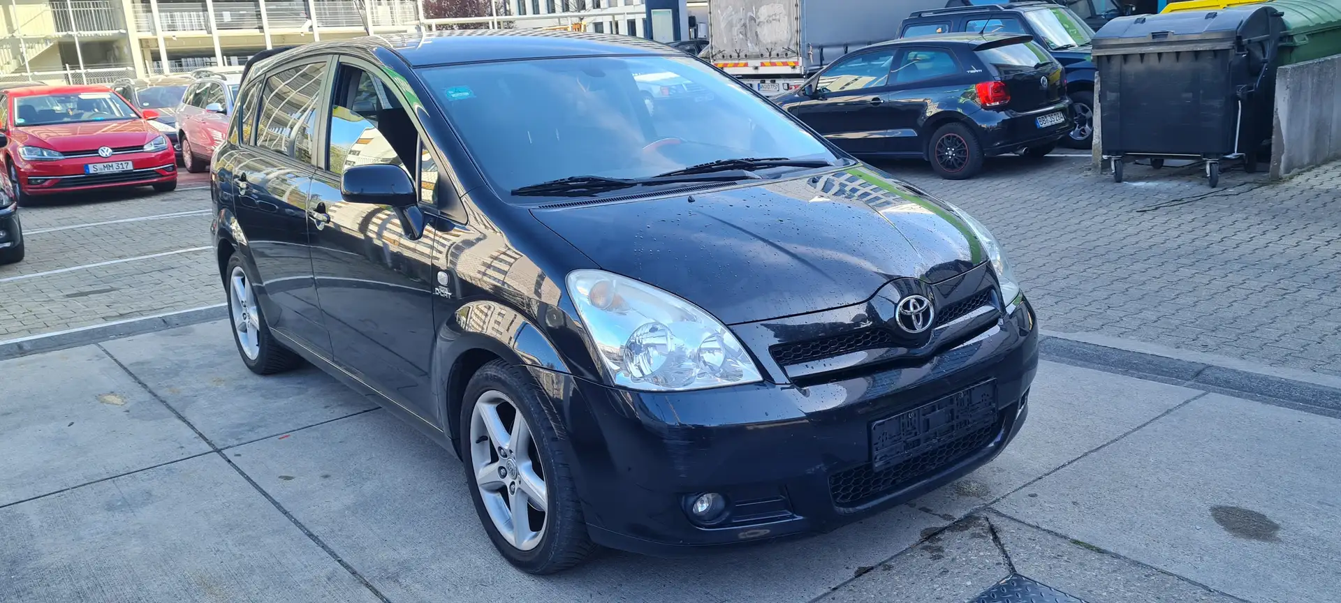 Toyota Corolla Verso 2.2 D-4D - 2